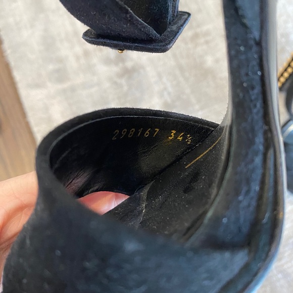 Black and Gold Gucci Studded Heels - Picture 11 of 13